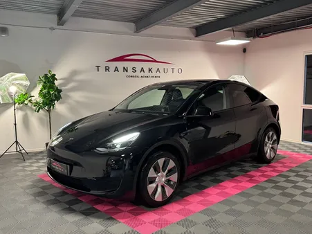 TESLA MODEL Y Standard RWD