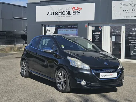 Peugeot 208 1.6 hdi 115 cv xy 3 portes