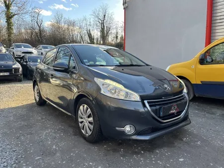 Peugeot 208 1.6 e-HDi FAP Allure 4cv 5p