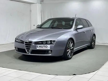 Alfa Romeo 159 SW 3.2 JTS V6 260ch TI - Cuir - Xénon - Jantes TI