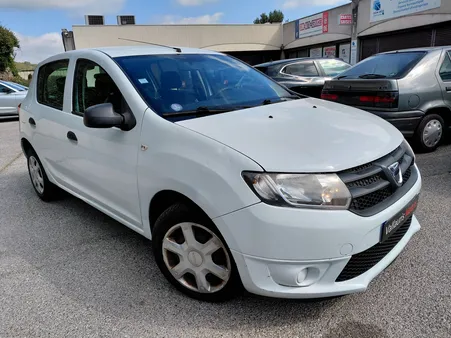 Dacia SANDERO 1.2 16V 75CH