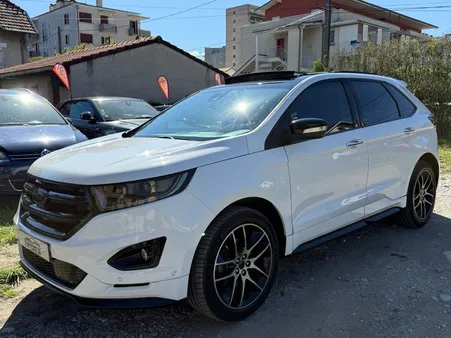 Ford Edge SPORT 2.0 TDCI 210 intelligent AWD 4x4 / Toit ouvrant / Sièges chauffants et ventilé / CARPLAY / Garantie 12 Mois /