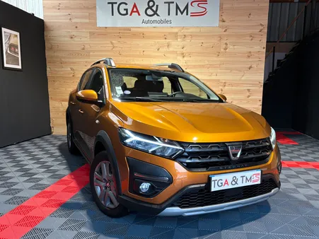 Dacia Sandero Stepway Confort AUTOMATIQUE 1.0 TCe 90ch CVT/ Caméra/ Mains libres_ 259euros/mois