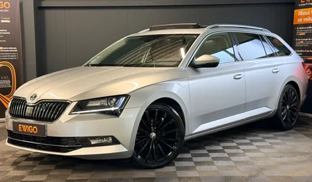 Skoda superb combi 2.0 tdi 190 scr laurin klement dsg bva - entretien constructeur - toit ouvrant -