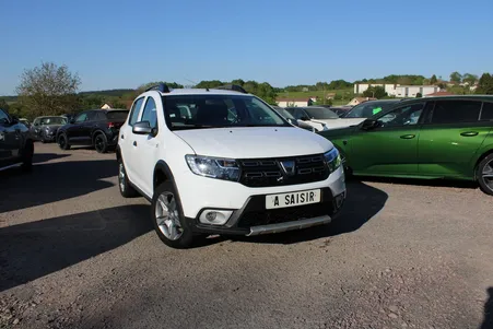 Dacia SANDERO III STEPWAY 95 CV DIESEL CAMÉRA GPS USB RÉGULATEUR BLUETOOTH CLIMAT ATTELAGE