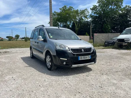 Peugeot Partner Tepee 1.6 HDI 100ch Outdoor