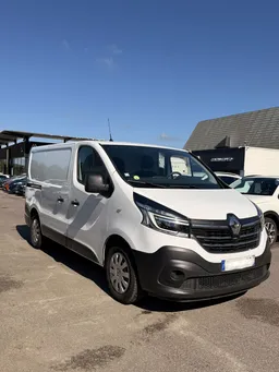 Trafic L1H1 Grand Confort dCi 145 cv - 14 990  HT
