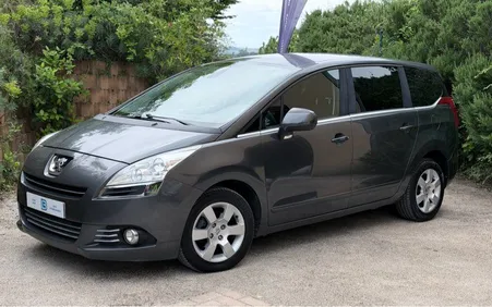 PEUGEOT 5008 PREMIUM 1.6HDi 112ch BVA - Très bon état - Distribution + Injecteurs Neufs