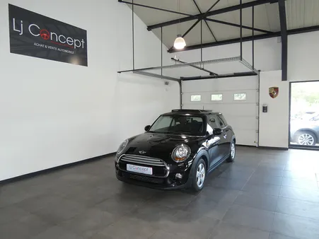 Mini Cooper III (F56) 1.5 136 ch BVM - Suivi Complet Mini - Toit ouvrant panoramique - Bluetooth - Régulateur de vitesse - Jantes 15"