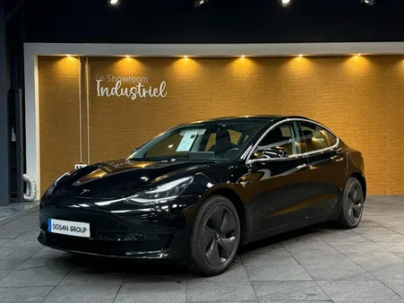 En stock Tesla Model 3 SR+ 1er main 21.990ttc SOH 92%