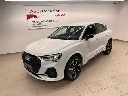 Audi Q3 45 TFSIe 245 ch S tronic 6 S line