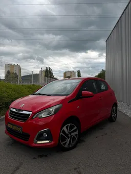 Peugeot 108 1.2 VTI 82cv