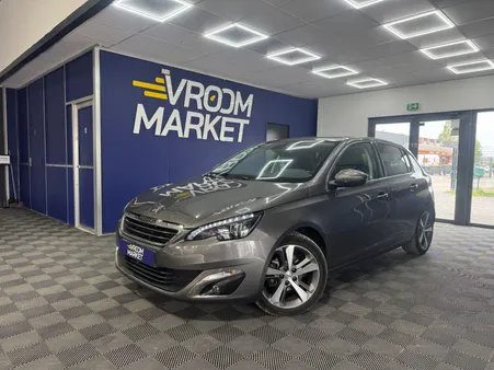 PEUGEOT 308 1.2 Essence 130ch 130 FÉLINE - 2016 - 105 000 km - Faible kilométrage - Boîte auto