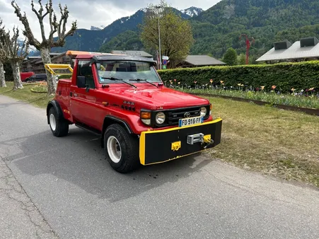 Toyota land cruiser jige