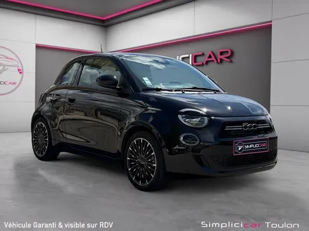 FIAT 500 NOUVELLE e 118cv Icône Plus - Toit Panoramique Ouvrant - SOH 90 - Garantie 12 mois