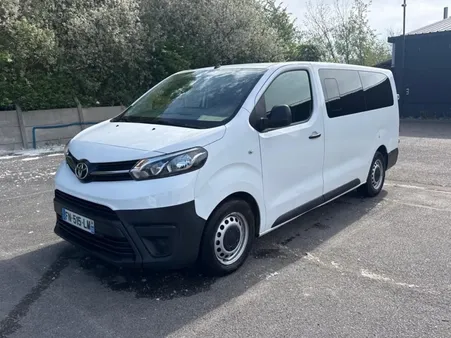 Toyota PROACE 2.0 D4D 150 9 PLACES