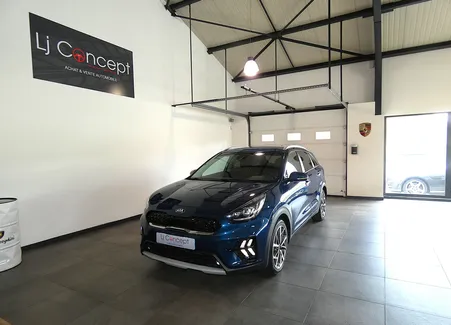 Kia Niro (2) 1.6 GDI 141 ch ISG Hybride Design DCT6 - Origine France - Suivi Complet Kia - ACC - Caméra de recul - Attelage - Jantes 18"