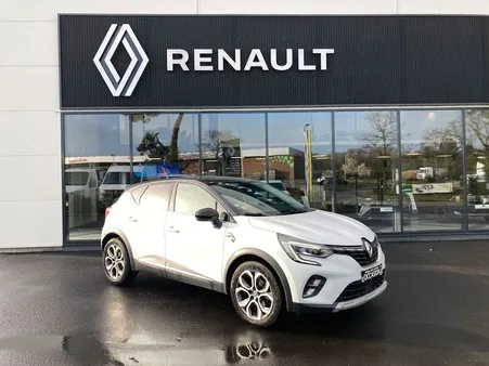RENAULT Captur BlueDCI 115 EDC INTENS