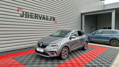 Renault Arkana E-TECH 145 BUSINESS