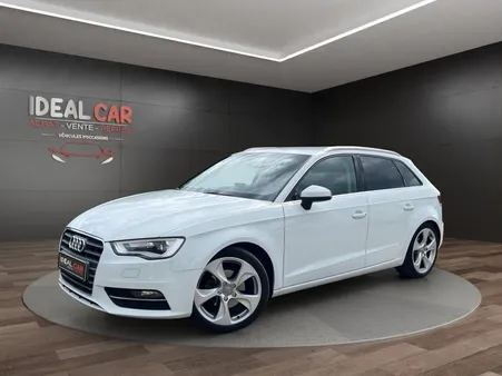 Audi A3 sportback 2.0 TDI 150 CH / AUDI DRIVE SELECT REGULATEUR XENONS SIEGES CHAUFFANT