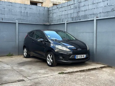 FORD Fiesta VI Trend 1.6 TDCi FAP 95ch GARANTIE