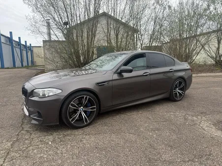BMW m5 f10