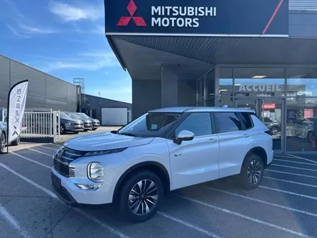 Mitsubishi Outlander 2.4 PHEV 306ch Invite+ 4WD