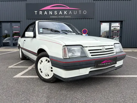 OPEL ASCONA 2.0i GT A 122ch
