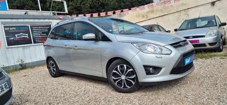 Ford grand c-max 1.6 tdci 115 carnet IRREPROCHABLE + carnet d entretien+ histovec+ carvertical+ reviser et garantie 12 mois nationale