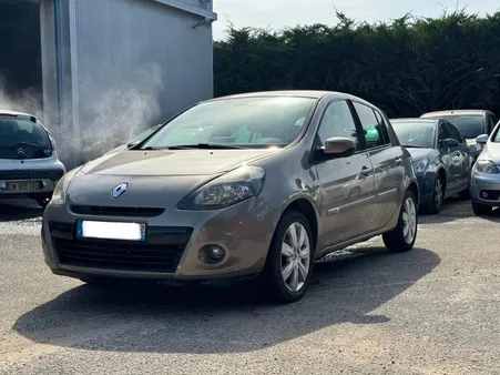 RENAULT CLIO III dCi 90 eco2 SL XV De France