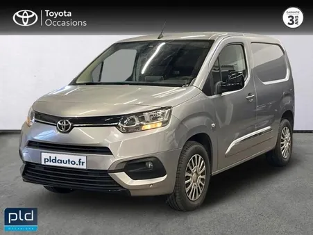 Toyota PROACE CITY Medium 130 D-4D Business BVA RC23
