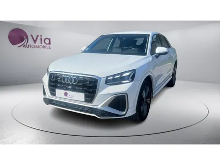 AUDI Q2 1.5 35 TFSI ESSENCE 150 S line BVM - CAMERA DE RECUL / CARPLAY / REGULATEUR
