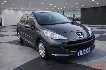 Peugeot 207 1.4 HDI 70 ACTIVE