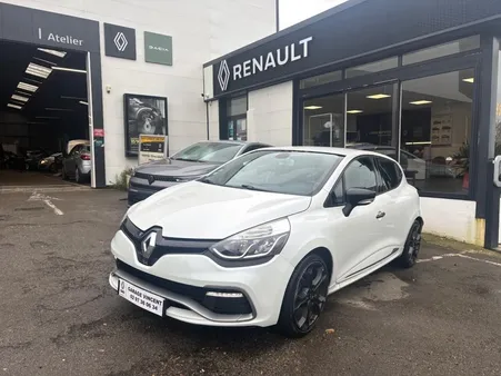 Renault Clio IV 1.6 Turbo 200 RS EDC