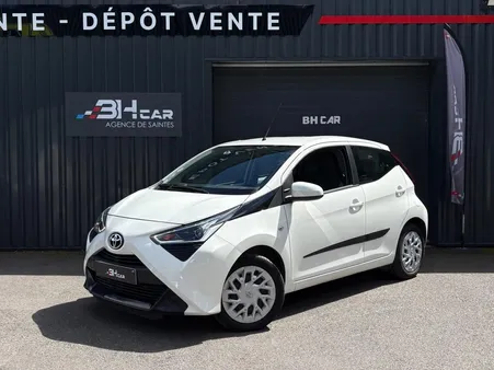 Toyota Aygo 1.0 VVTI 72ch X-PLAY