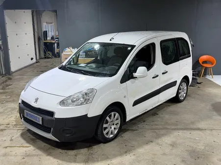 Peugeot Partner 1.6 HDI 92CV - Révision complète à jour ✅