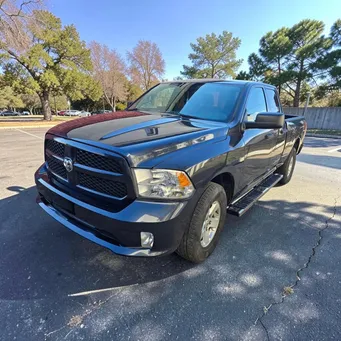 2014 RAM 1500 – HEMI 5.7 – 63 000 km – BOÎTE 6 – 4x4 – 29 700  TTC TVA sur marge