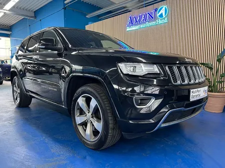 Jeep Grand Cherokee 3.0 V6 CRD 250ch Overland - Toit panoramique - Attelage - Régulateur de vitesse adaptatif