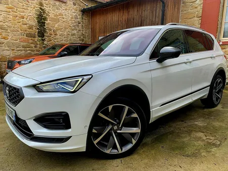 17900 HT🌍SEAT TARRACO🔥FR🔥 FULL OPTIONS 💪 Toit panoramique - Chauffage volant et sièges - 1er main - Entretien exclusive SEAT -Sièges sport électrique ...