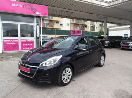 208 Phase II 1.6L HDI Active 149.000 Kms " écran tactile + GPS " 5 places