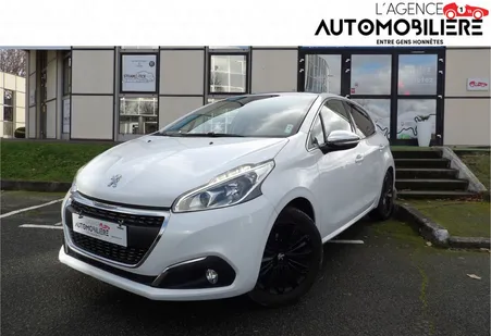 PEUGEOT 208 1.2 110CH ALLURE - Distribution remplacée