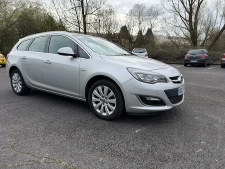 Opel astra sport tourer 1.6 cdti 136cv