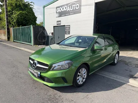 Mercedes benz class a / gps / climatisation / radar recul / régulateur vitesse / vitre électrique / très propre /