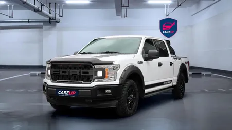 FORD F-150 XL SuperCrew 5.0 V8 4x4 * Look Raptor * Cuir * CarPlay * Attelage