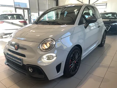ABARTH 695C 1.4 Turbo 16V T-Jet 180 ch BVM5 Competizione
