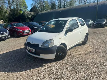 Toyota Yaris 75 D-4D Linea Luna