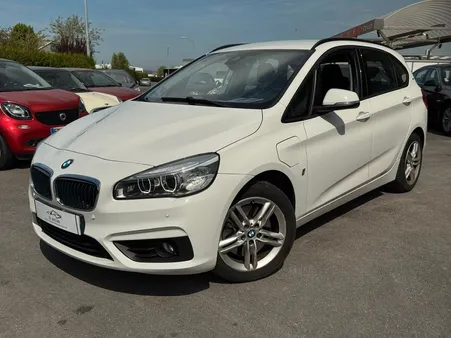 Bmw Série 2 Active tourer 225 xeA Lounge BVA