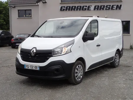 Renault trafic iii camionnette 1.6 dci 120 cv