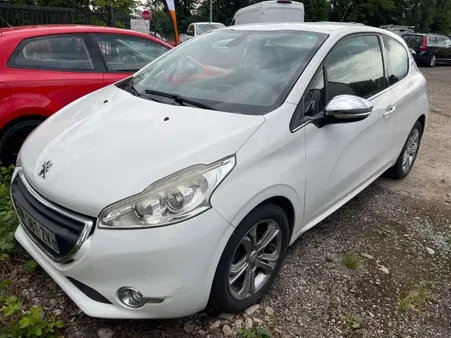 Peugeot 208 1.2 VTI