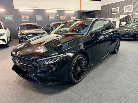 Mercedes Classe A 250e Amg Line - Toit ouvrant - Sono BURMESTER - Sièges et volant chauffant - Keyless Go&Entry - Pack hivers - Pompe à chaleur - Chauffage auxiliaire